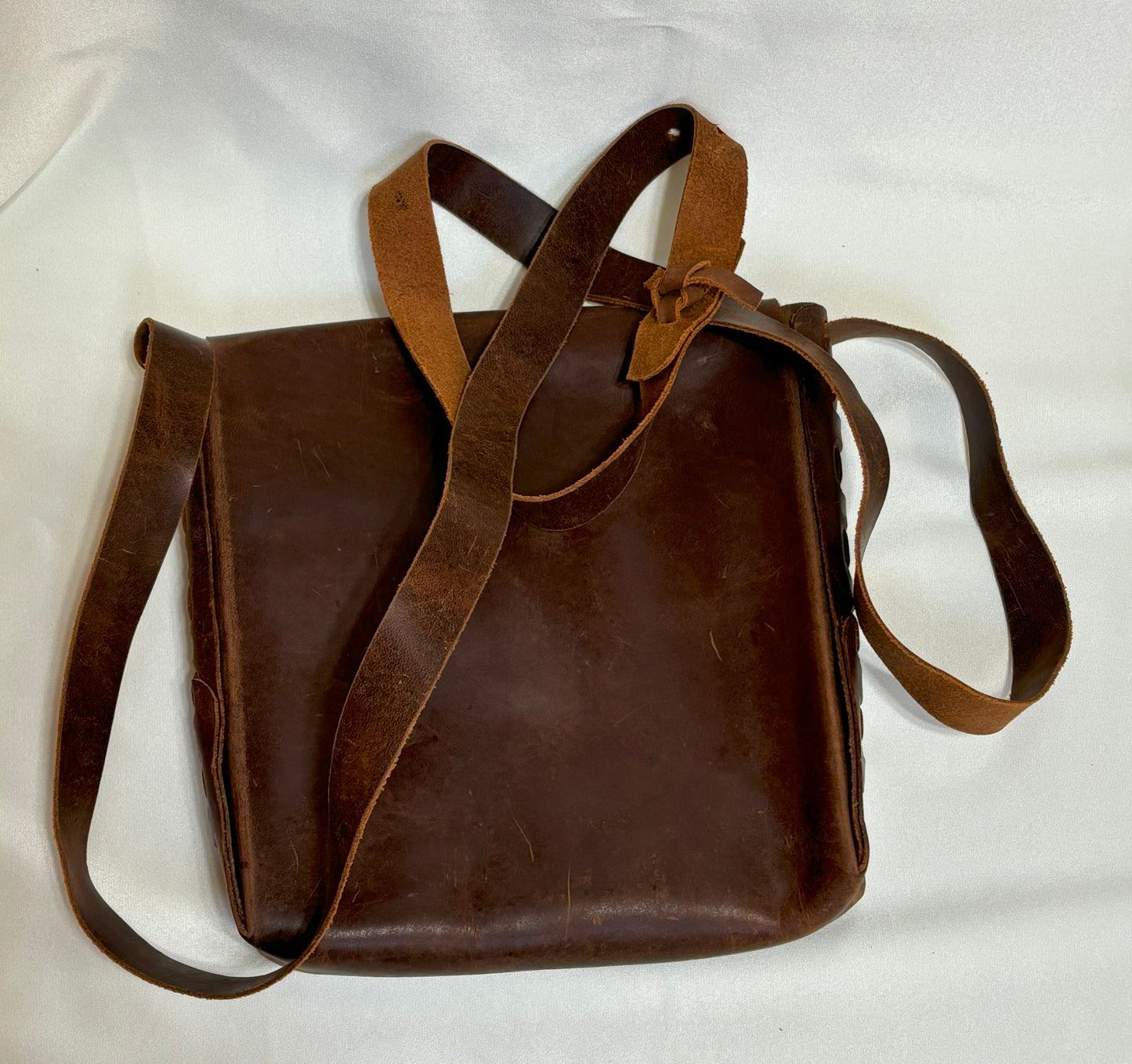 Norma – Handmade Pure Leather Stitch less Shoulder Bag